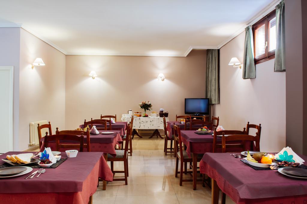 Hotel Arevalo Куенка Екстер'єр фото
